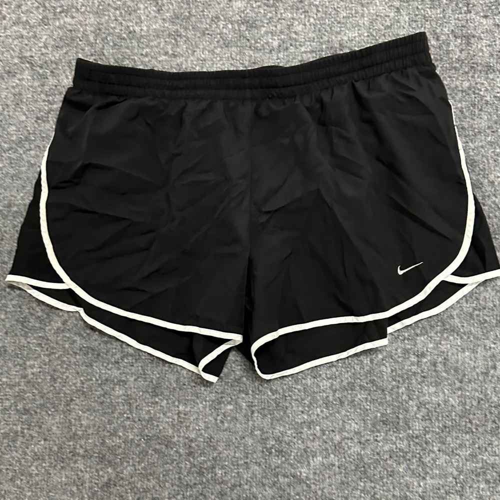 Nike Shorts Womens Size L Black Fit Dry Running Athletic Mesh Trim Casual